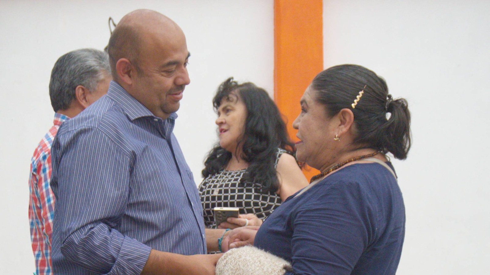 Programa de salud integral para la mujer y paridad de género en Huamantla garantiza Victor Hugo Fuentes López